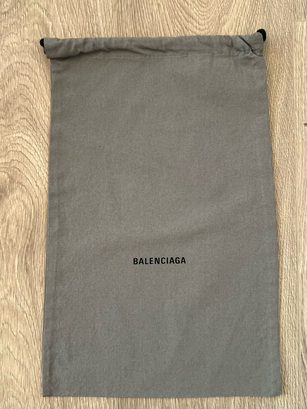 Balenciaga dust bag (C926)